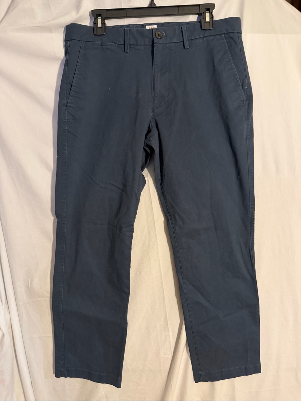 #527 Gap Men's Navy Casual Chino Pants 33x30